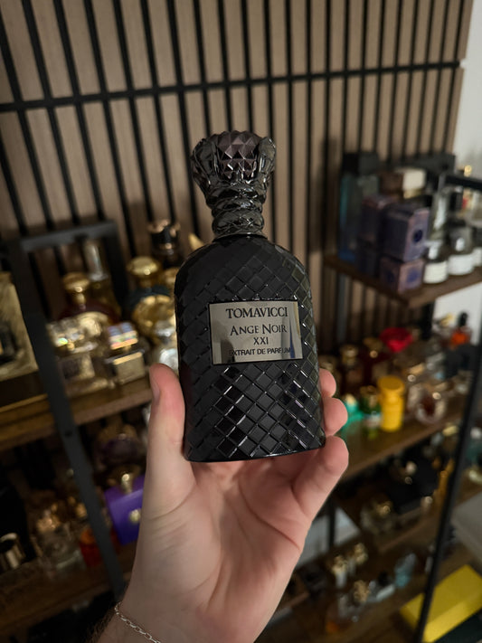 Tomavicci Ange Noir XXI