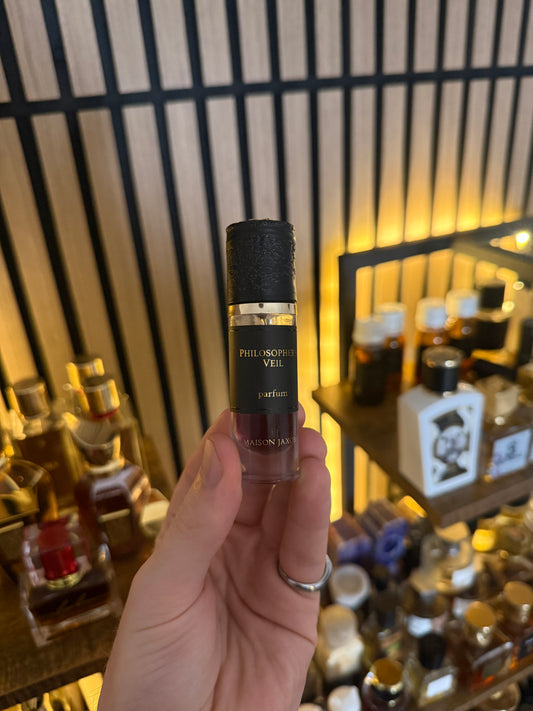 Maison Jaxob Philosophers Veil